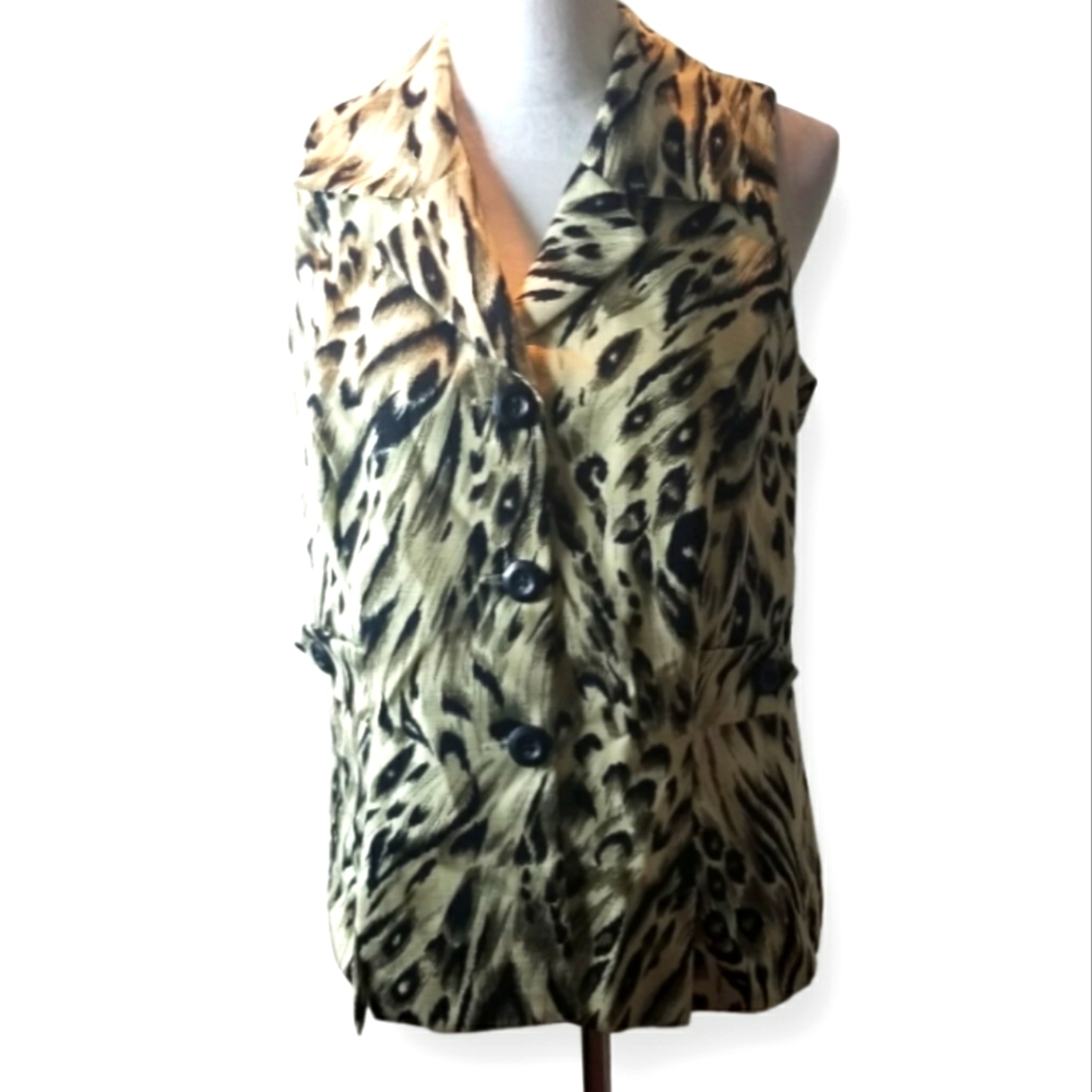 Virgo Button Front Open Back Stylish Sleeveless T… - image 1